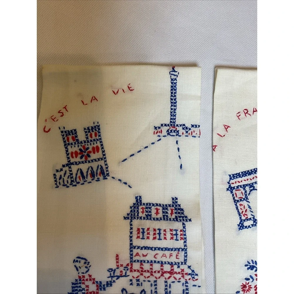 2 Vtg C’est La Vie Cross Stitch Hand Embroider Napkins Towels French Cottagecore
